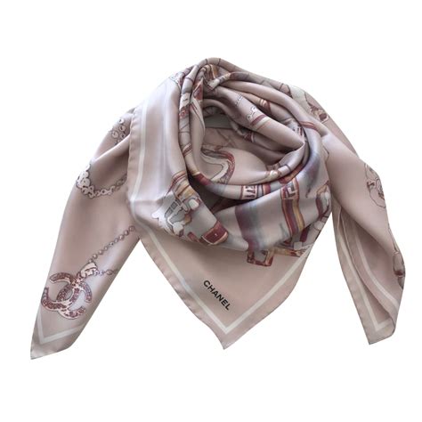 foulard chanel rose|foulards chanel.